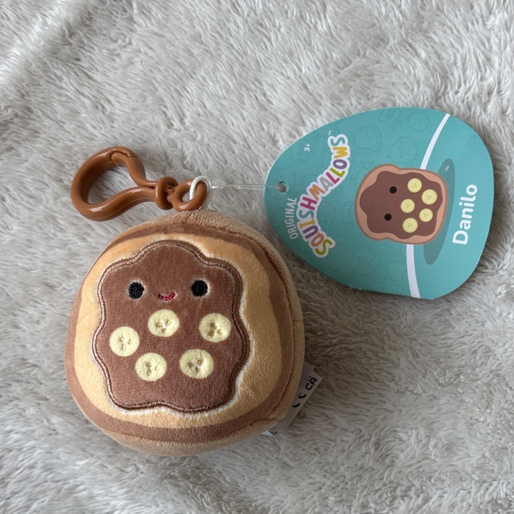 Squishmallows Danilo Toast Plush Keychain ๐๐ซ | NWT ClipOn Mini | Kawaii Foodie - Picture 5 of 5